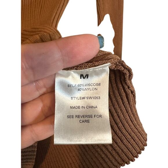 Free Market Brown Ribbed Button Henley Collared Clouse Women Sz M - Picture 8 of 8